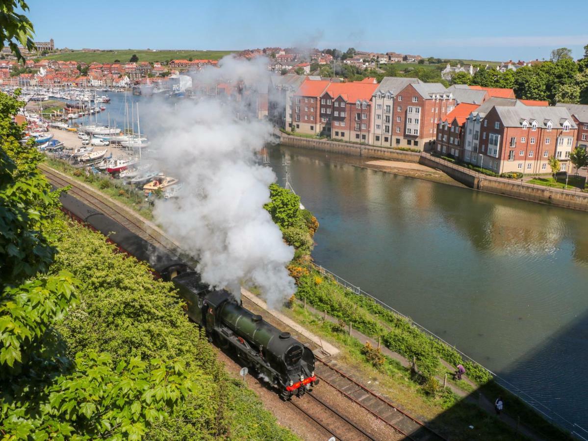 George Stephenson Engine Shed Apartment วิทบี ภายนอก รูปภาพ