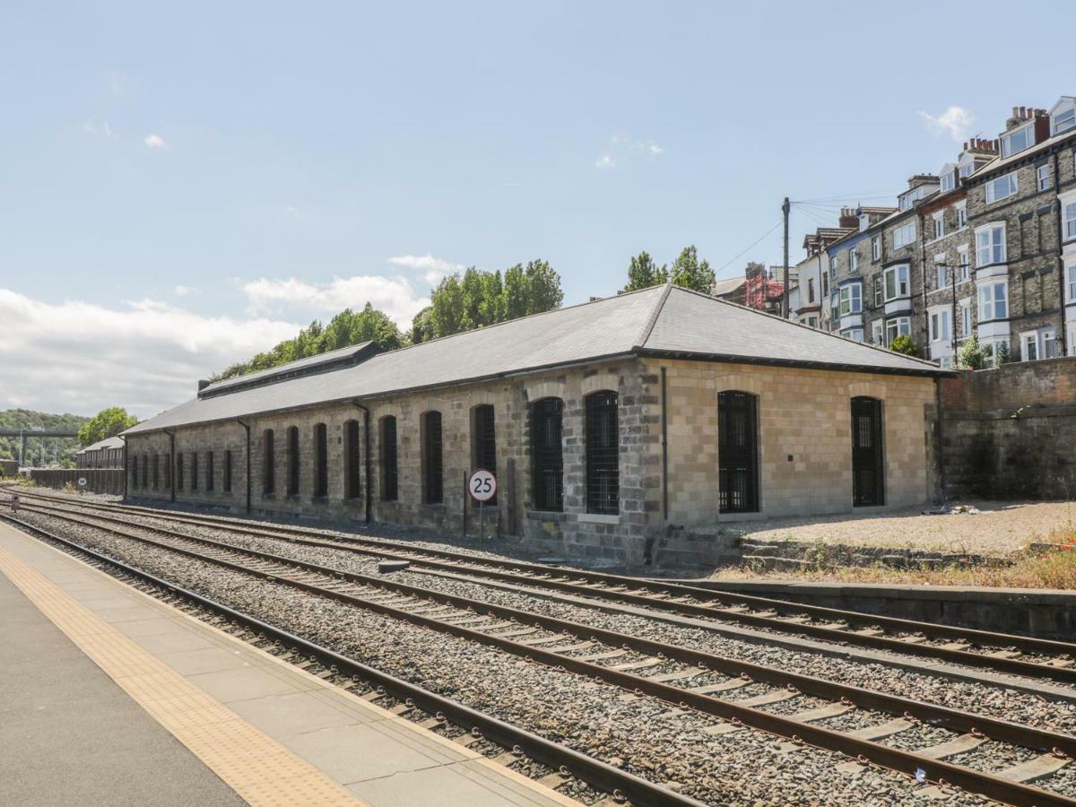 George Stephenson Engine Shed Apartment วิทบี ภายนอก รูปภาพ